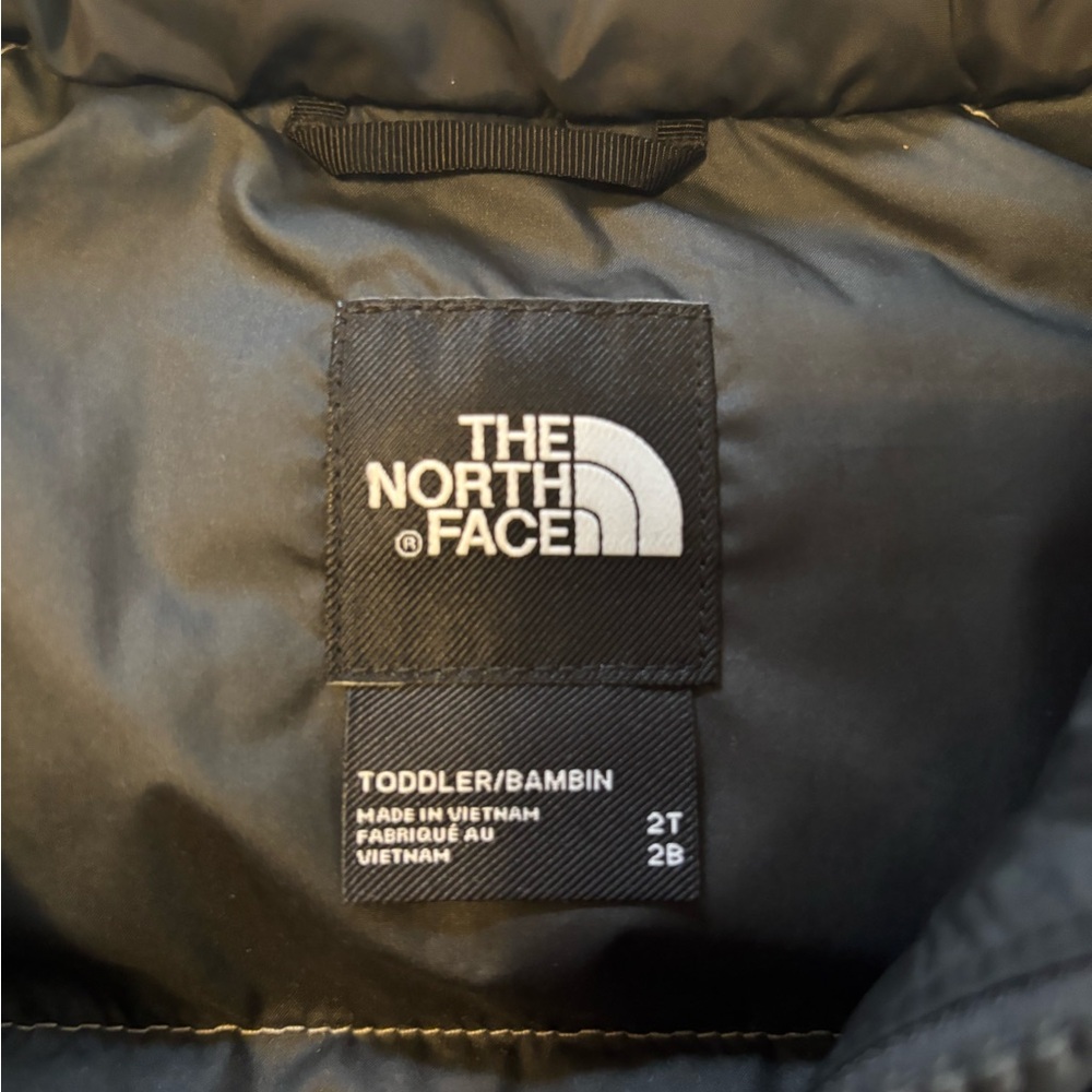 The North Face Kids' Black and Gray Puffer Jacket NWT - Picture 5 of 5